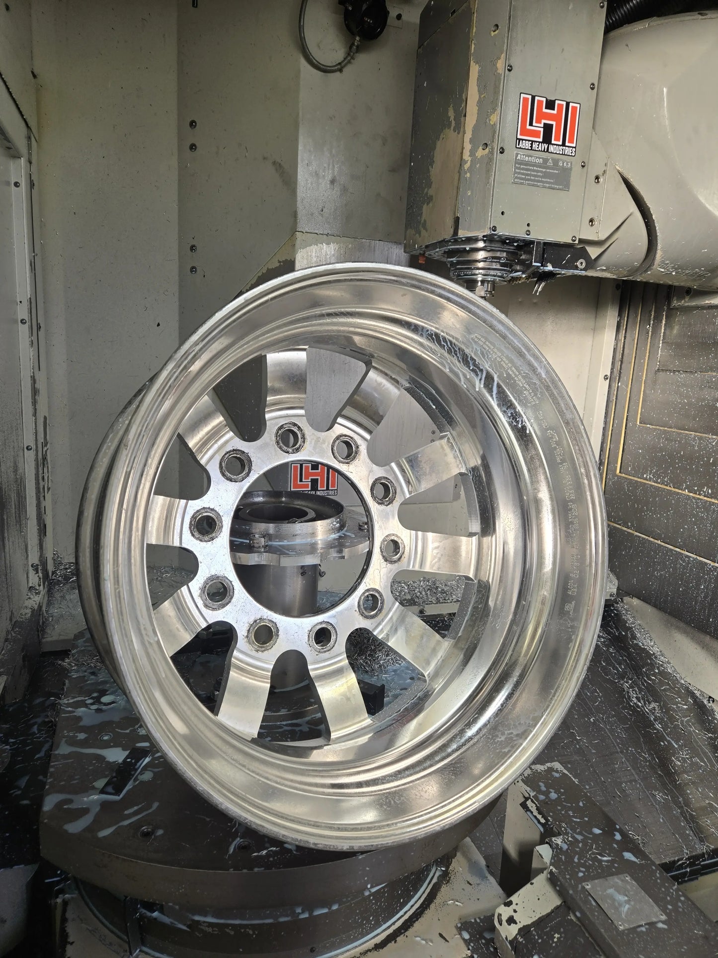 TD1 Wheel 22" X 8.25 10 Bolt