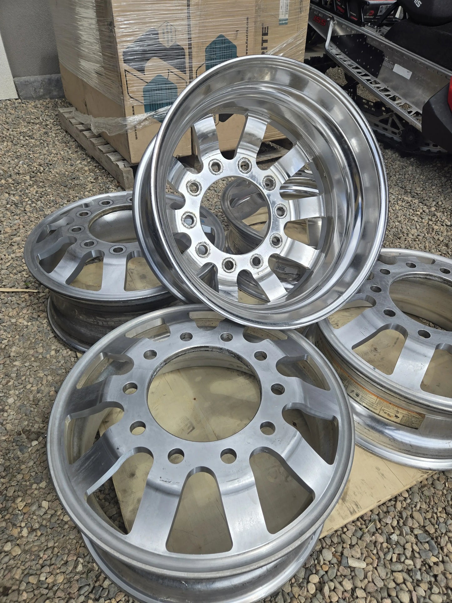 TD1 Wheel 22" X 8.25 10 Bolt