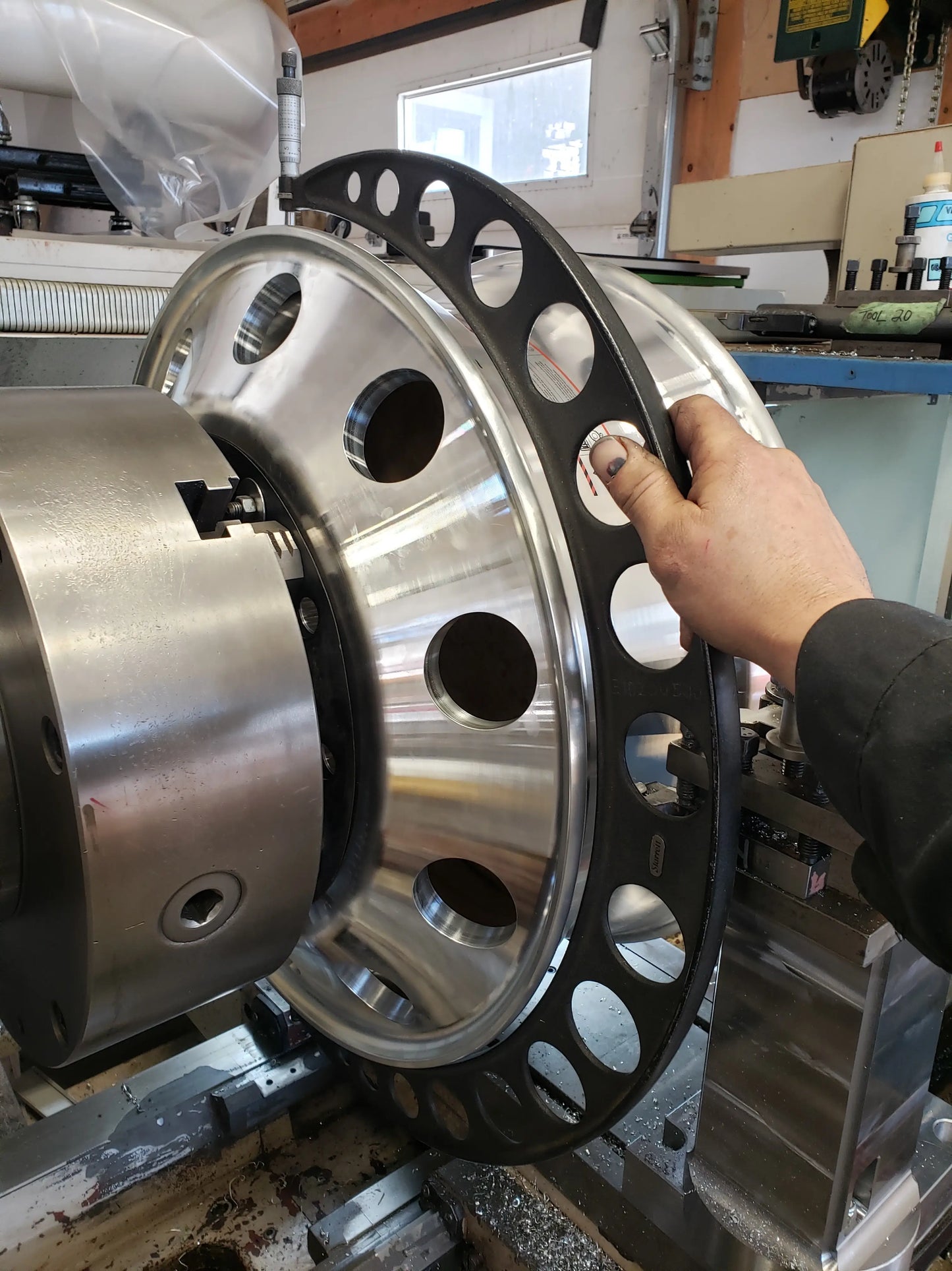 Dual Wheel Polished (10 bolt, 22.5" or 24.5")
