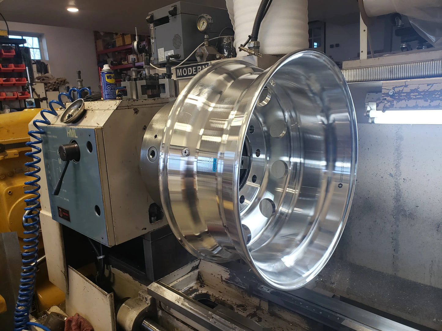Dual Wheel Polished (10 bolt, 22.5" or 24.5")