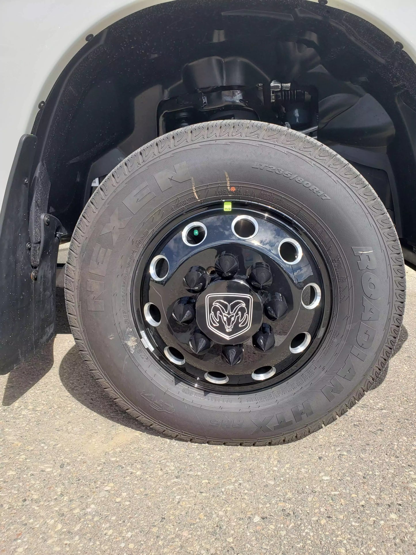 Front Axle 6-inch Center Cap for Ram 2019, installed