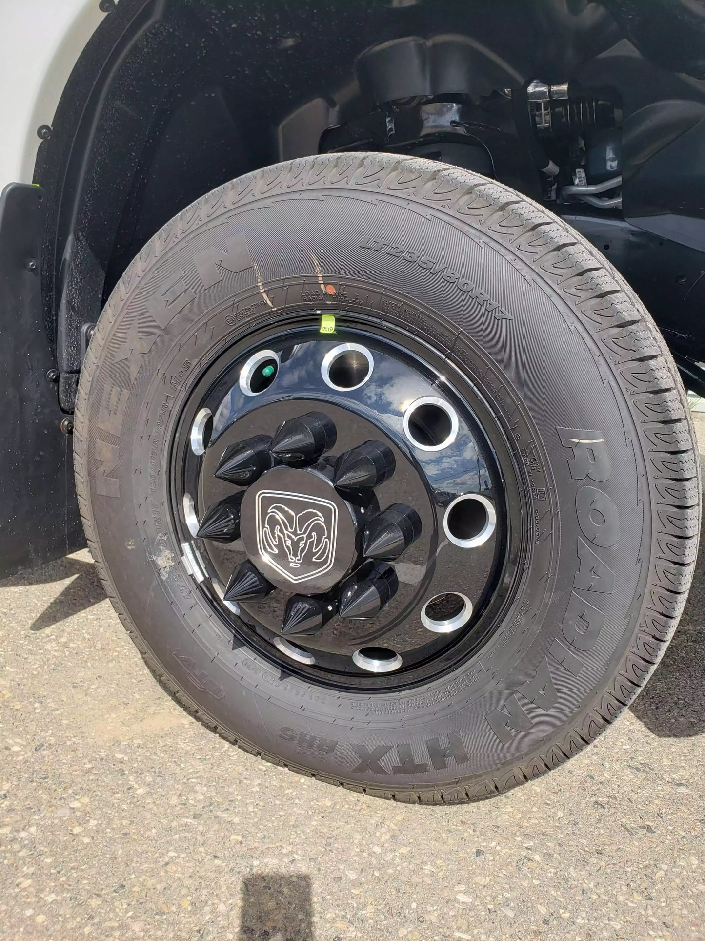 6-inch Center Cap for Ram 2019+ Front Axle, installed view