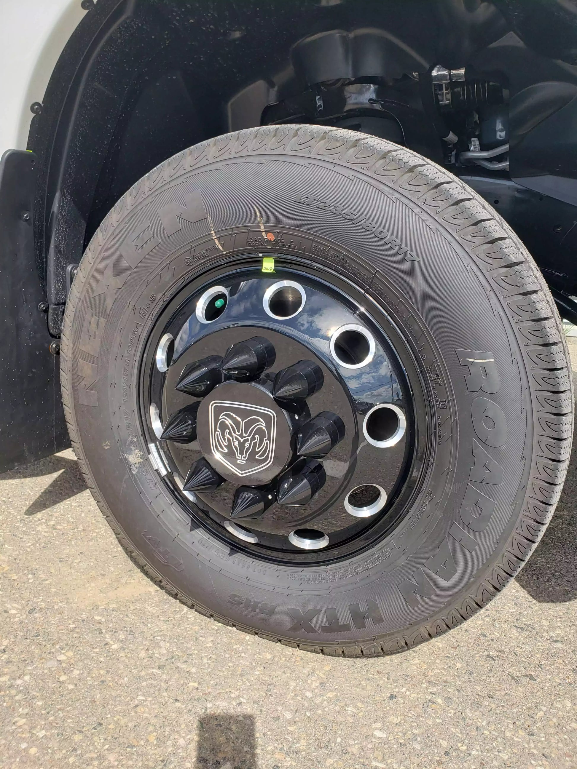 6-inch Center Cap for Ram 2019+ Front Axle, installed view